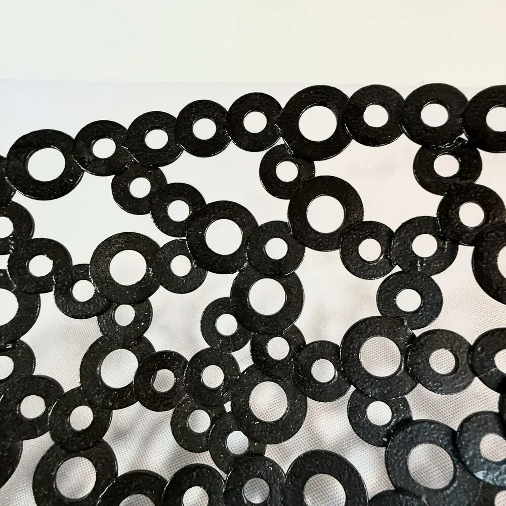 Unbranded this metal